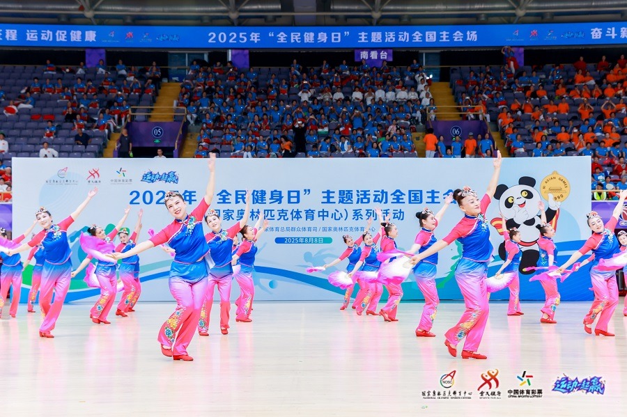 解析明尼苏达双城队如何利用球场顶棚技术应对五月依然存在的积雪